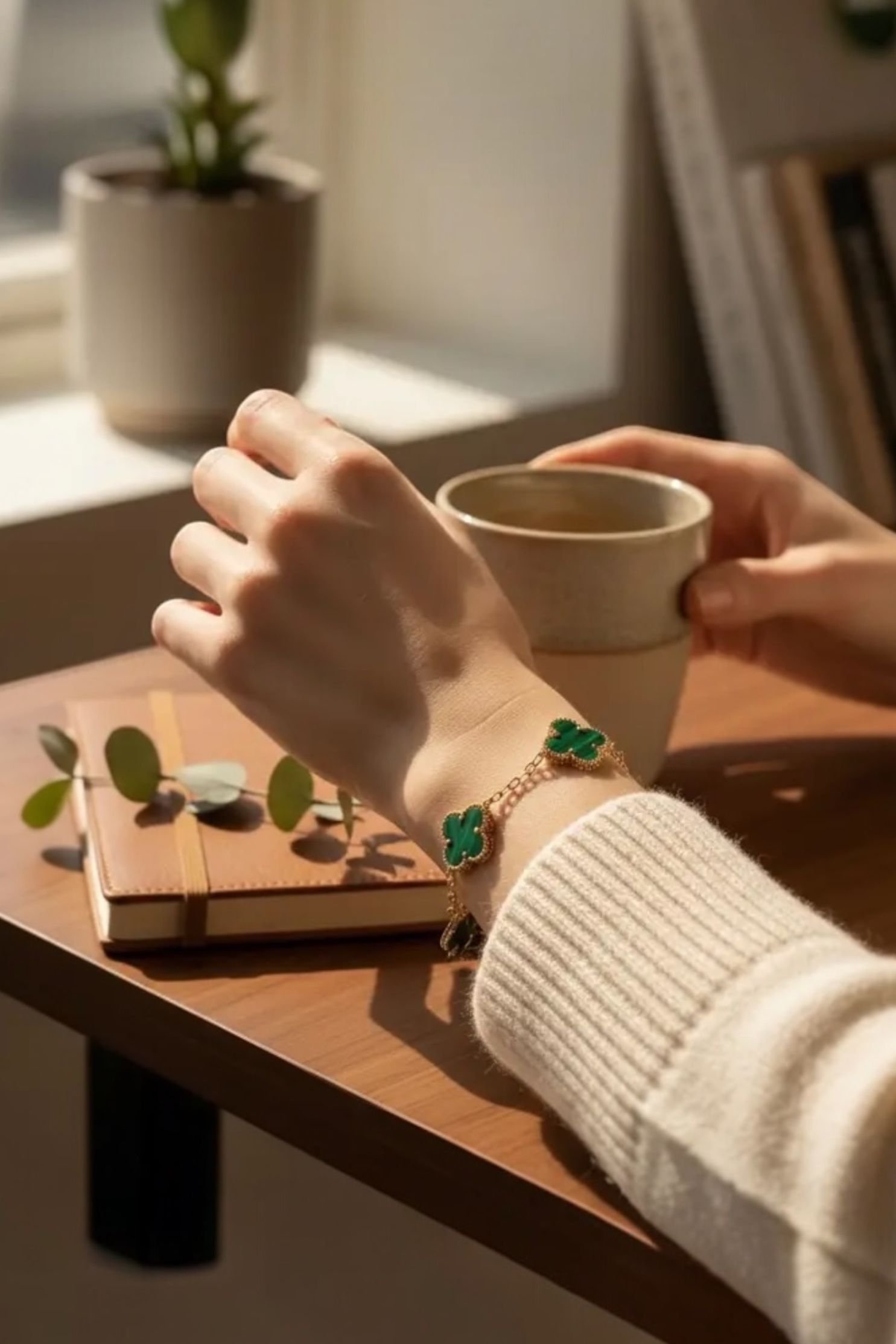 Pulsera Trébol Verde Oro Rosado 18K para Dama